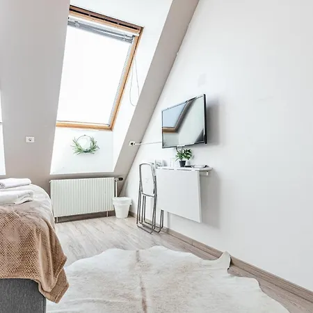 Hauptbahnhof Boutique - Virtual Reception & Self-checkin Hotel 2*