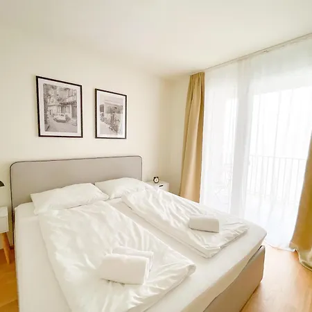 Apartment Contactless Self-check-in - 1br Apartment, Near Airport,15 Min To Center