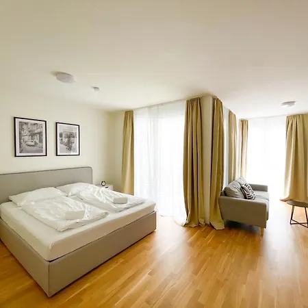 Contactless Self-check-in - 1br Apartment, Near Airport,15 Min To Center * Vienna