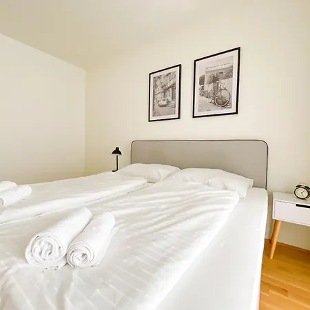 Contactless Self-check-in - 1br Apartment, Near Airport,15 Min To Center * Vienna