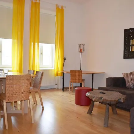 Apartmán 1090 *