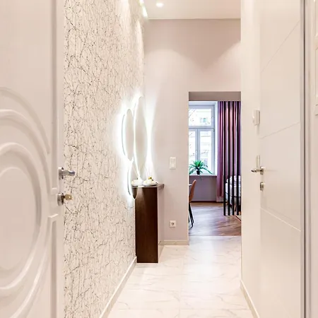 Zeus Design Viena