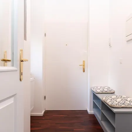 Comfortable 1100 With Contactless Check-in Apartment Vienna