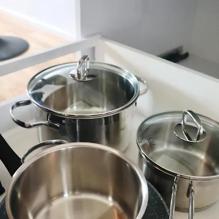 Comfortable 1100 With Contactless Check-in Apartment
