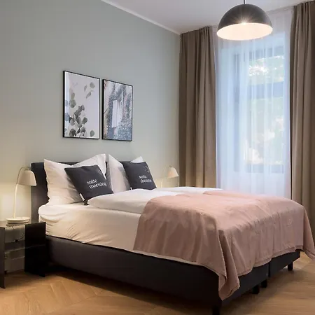 Limehome Karajangasse Διαμέρισμα