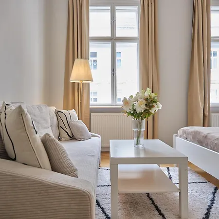 Apartment Chic - Near U3 Metro Wien
