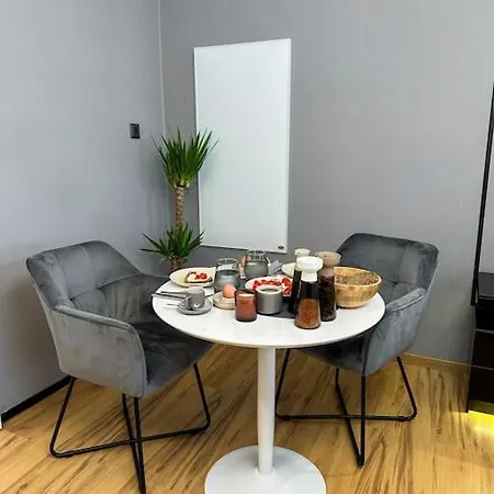 Direkt Bei Schoenbrunn! Apartment