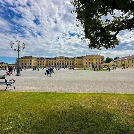Direkt Bei Schoenbrunn! Vienna