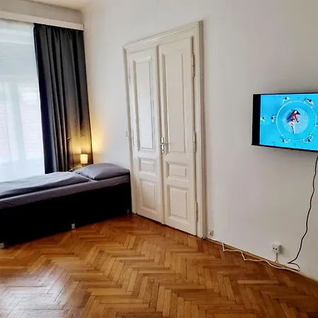 Pia Apartmán