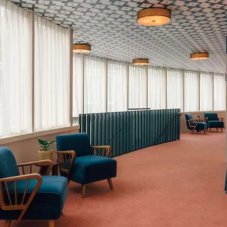 The Hoxton, Hotel