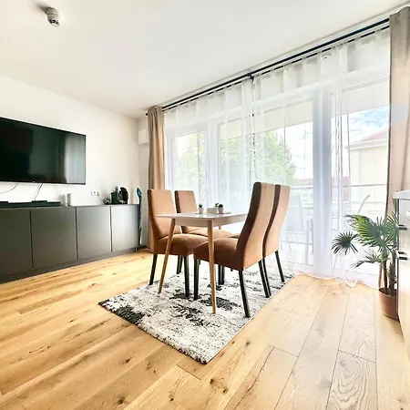 Perfekte Uebergangswohnung Apartment
