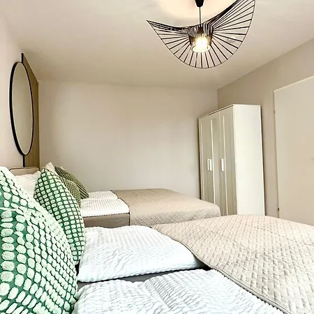 Stylish - 3 Min To U1 Kagraner Platz Апартаменты *