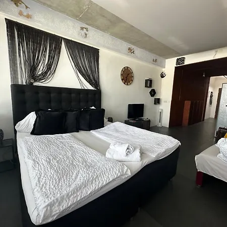 Am Schwedenplatz Apartment