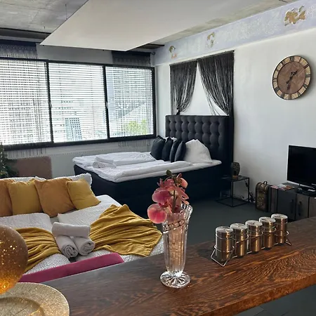 Am Schwedenplatz Apartment