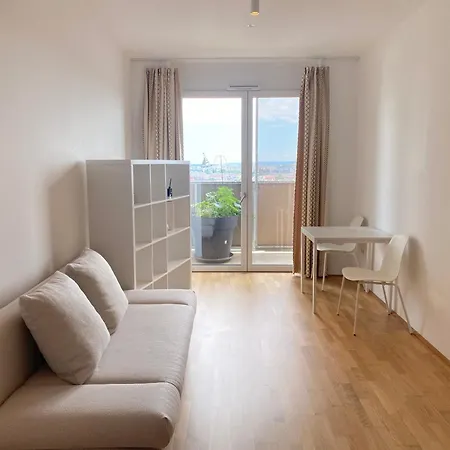 Apartment Central Comfort Cozy One-bedroom With City Views