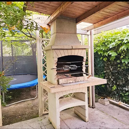 With Pool - Big Garden - Barbecue - Free Parking Wien