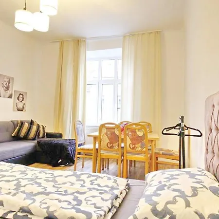 Comfortable Near Schoenbrunn Palace Hl Quarto em Acomodações Particulares