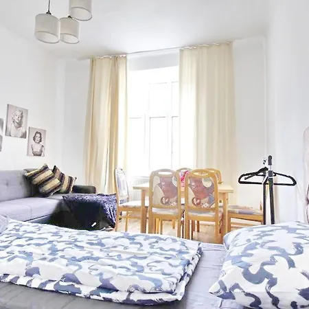 Quarto em Acomodações Particulares Comfortable Near Schoenbrunn Palace Hl