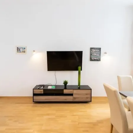 Central Apartment