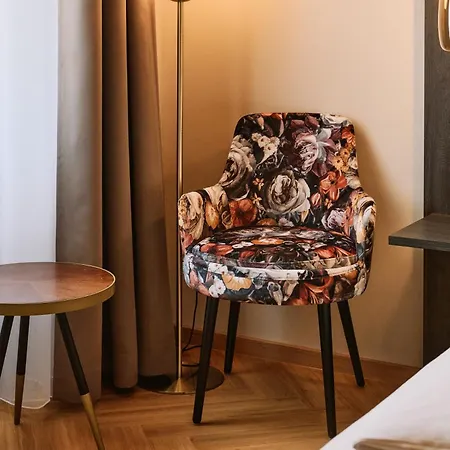 Residenz - Self Check-in 4*