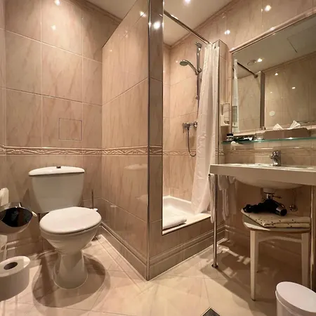 Hotel Koenig Von Ungarn 4*