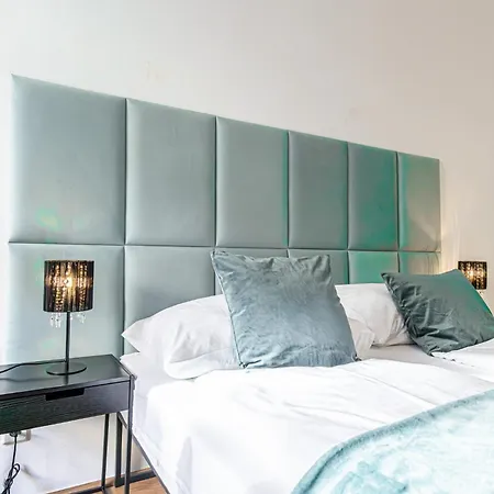 Bright 1br 10 Min From Heart Of Apartment