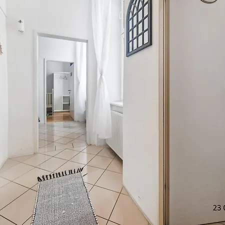 Three-bedroom Delight, King-size Beds *