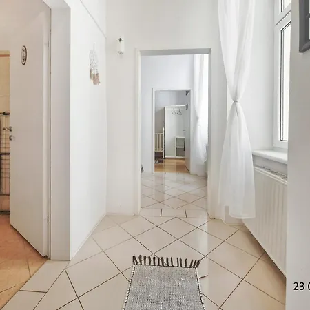 Apartment Three-bedroom Delight, King-size Beds *