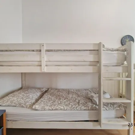 Apartment Three-bedroom Delight, King-size Beds Vienna