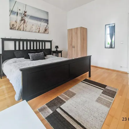 Apartment Three-bedroom Delight, King-size Beds *
