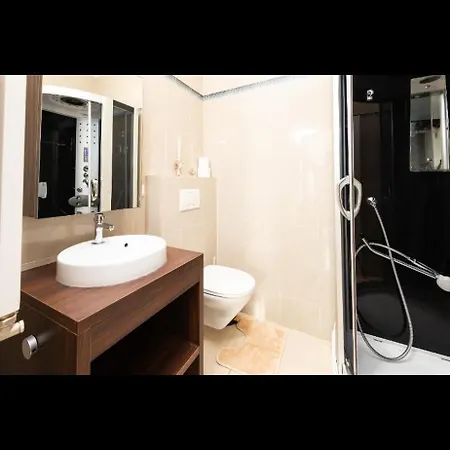 Crystal Apartment Vienna