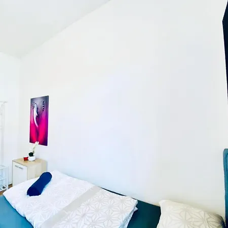 3br Shared Apt, Ideal Up To 6p, 15-min To Stammersdorf Apartment *