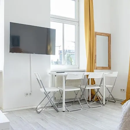 Living, Garden Vibes 3br Bliss In