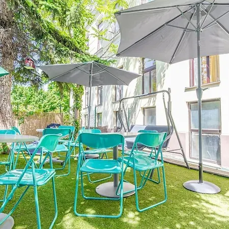 Living, Garden Vibes 3br Bliss In *