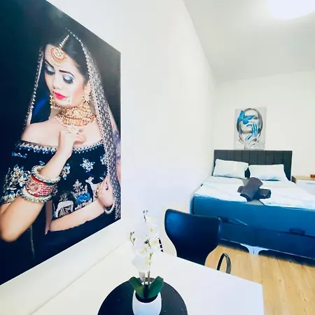 Spacious 4br Apt, Up To 15p 15min To Danube River *