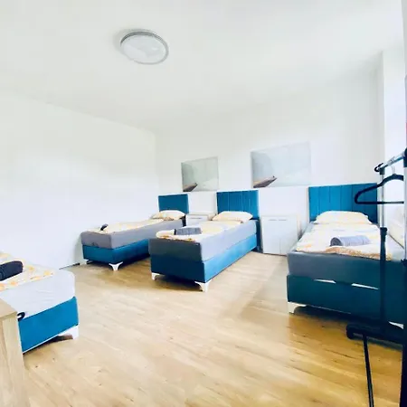 Spacious 4br Apt, Up To 15p 15min To Danube River Apartment