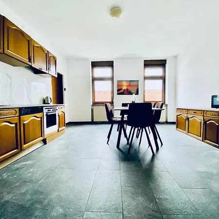 Spacious 4br Apt, Up To 15p 15min To Danube River Apartment *