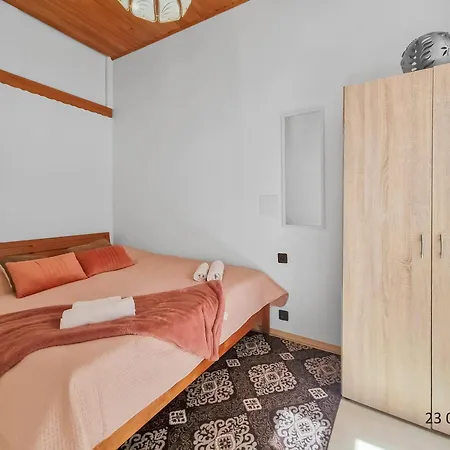 Four-bedroom, Four King-size Comfort Apartment