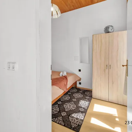 Four-bedroom, Four King-size Comfort Apartment *