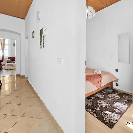 Four-bedroom, Four King-size Comfort * Vienna