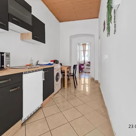 Four-bedroom, Four King-size Comfort * Vienna