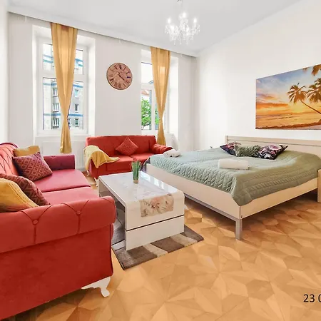 Four-bedroom, Four King-size Comfort Apartment