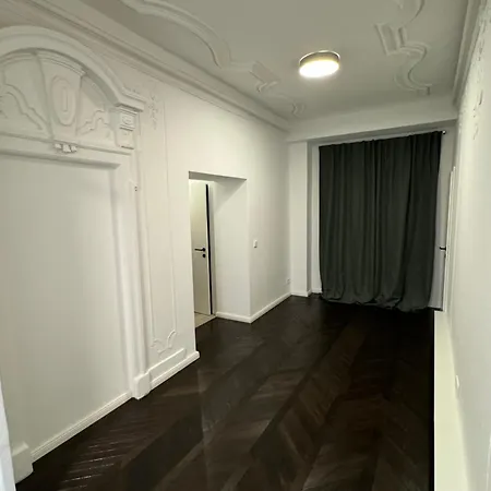 Luxurious In The Centre Of *