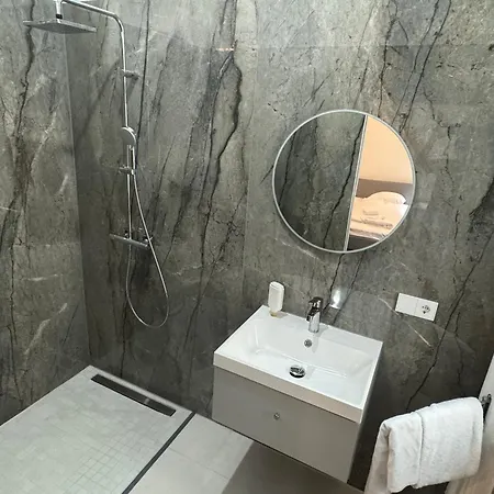 아파트 Luxurious In The Centre Of *