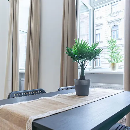 Easystay 3br Apt. Perfect For Longstays Viena