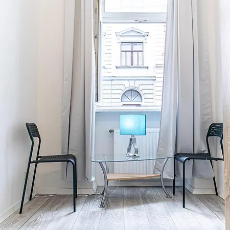 Easystay 3br Apt. Perfect For Longstays *