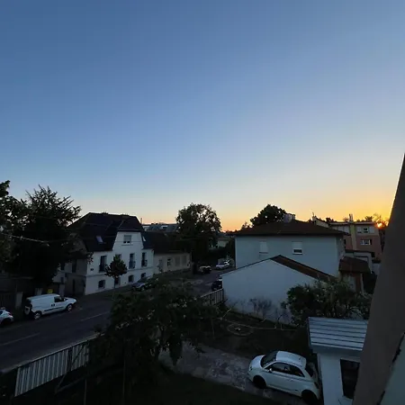 Central-vintage With Free Parking And 5min Walk To Metro * Vienna