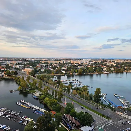 Yuki's Place - Un-vic, Danube And Subway Near To Downtown Apartment *