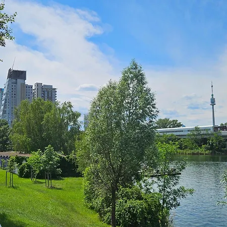 Apartment Yuki's Place - Un-vic, Danube And Subway Near To Downtown