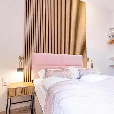 Wiener Stadthalle Boutique - Ideal For Couples * Wien